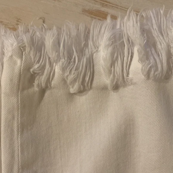 Joe’s Jeans High Rise Frayed Straight Crop - Picture 2 of 6